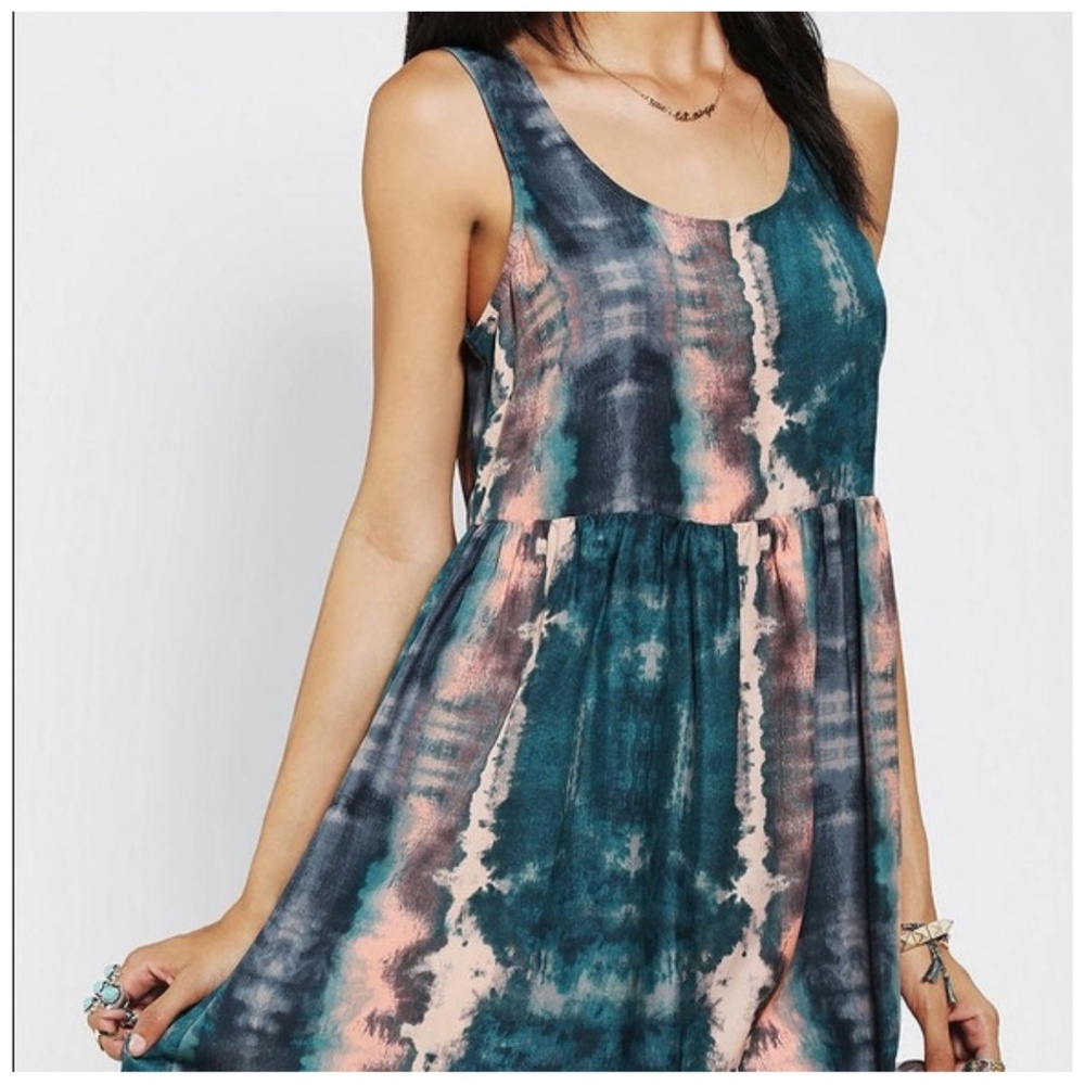 URBAN OUTFITTERS dress ecote tie dye fit n flare